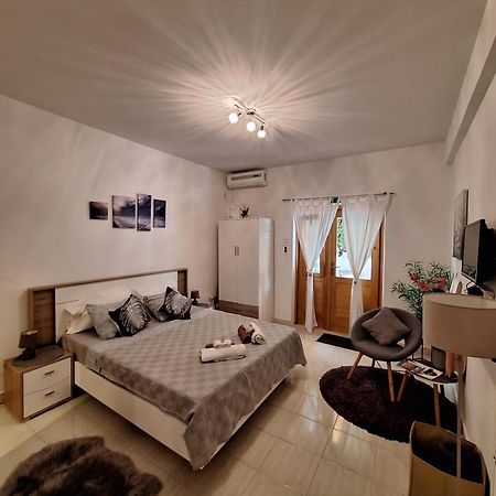 Apartman Valeria オレビック エクステリア 写真