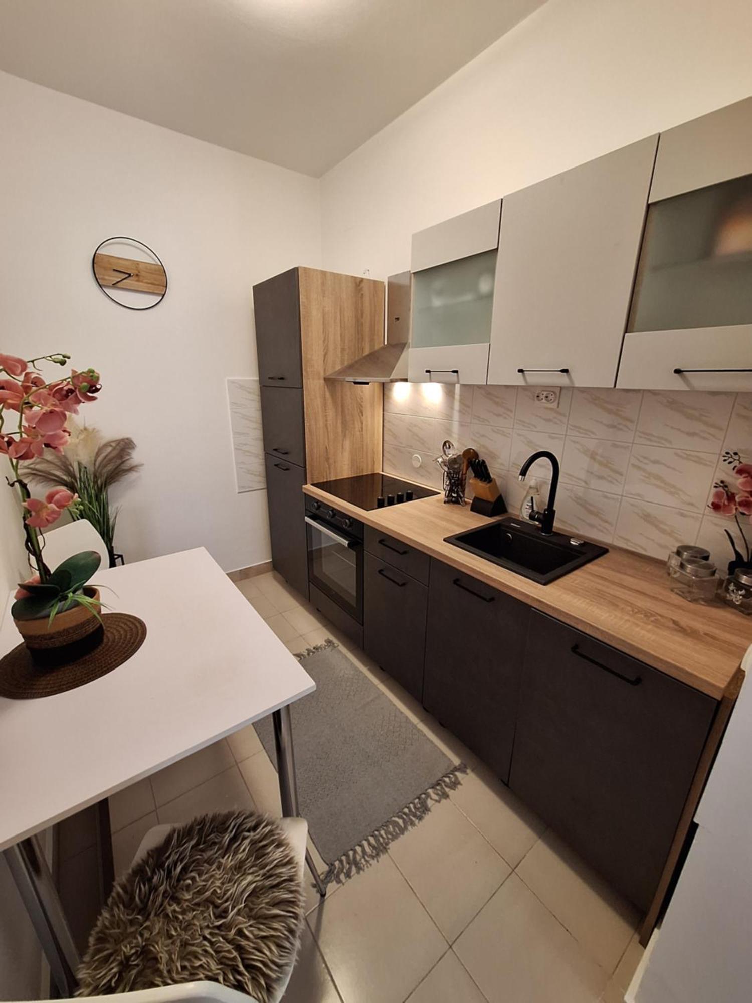 Apartman Valeria オレビック エクステリア 写真